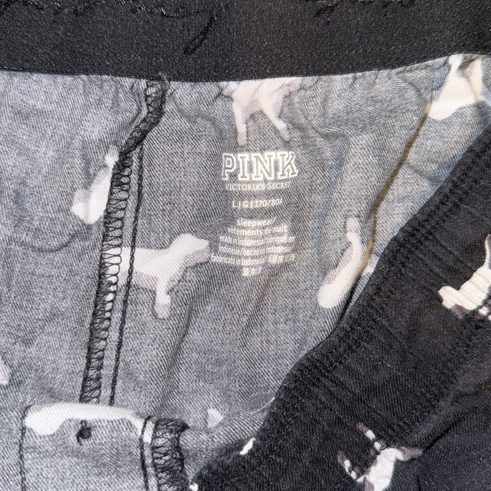 VS Pink Dog Boxer Sleeping Shorts - Picture 2 of 3